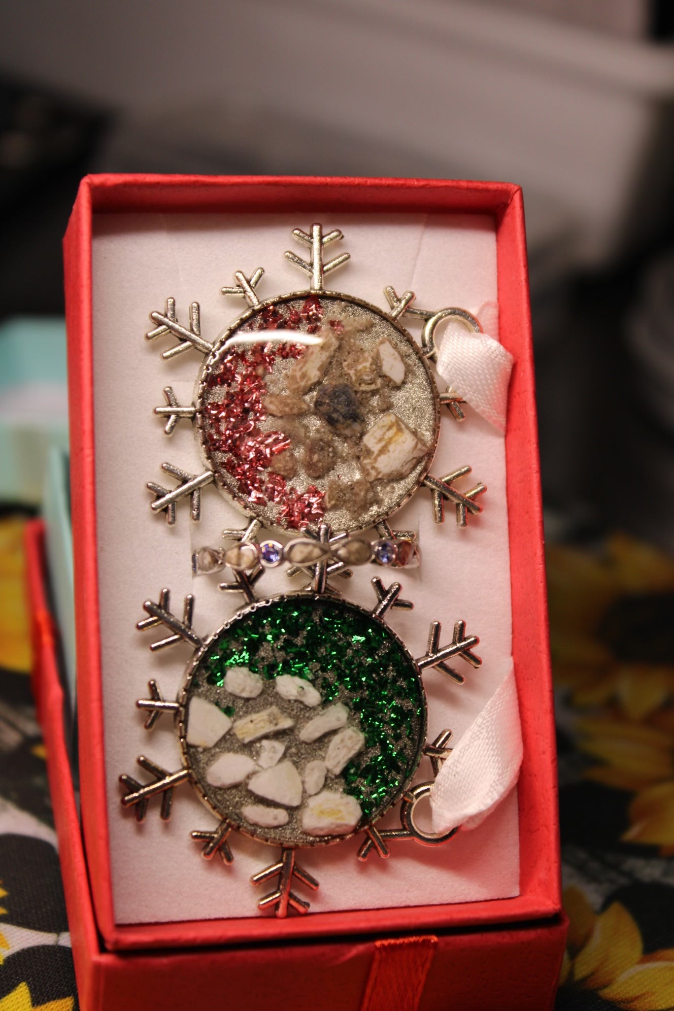 25mm Snow Flake Ornaments