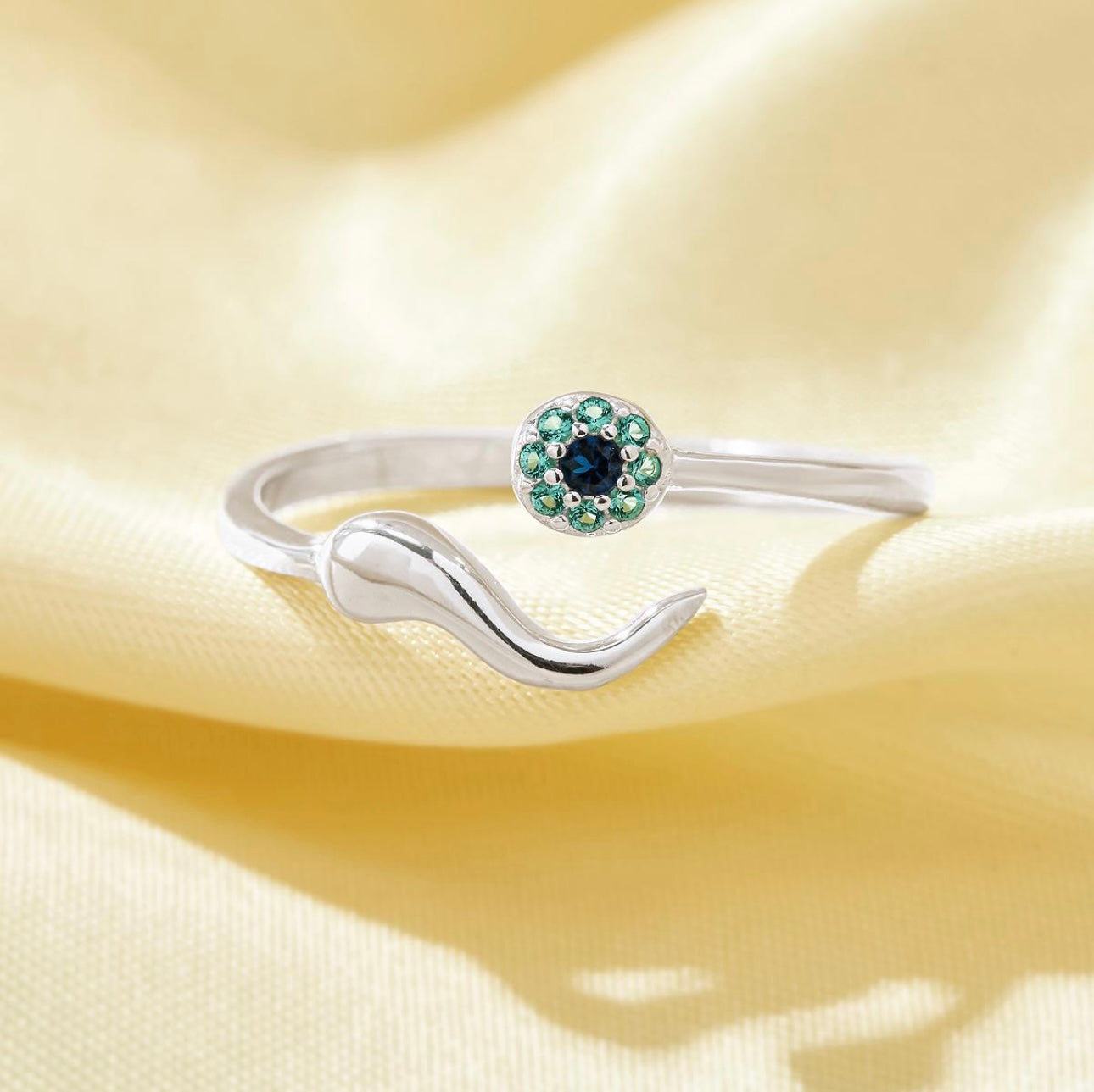 Dainty Devils Eye Ring
