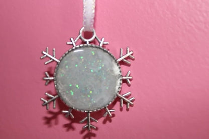 25mm Snow Flake Ornaments